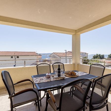 Apart Sa Terasom 250M Od Plaze,Parking,Wi Fi,Rostilj Traù Esterno foto