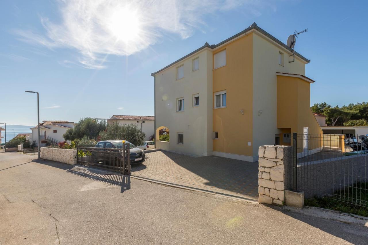Apart Sa Terasom 250M Od Plaze,Parking,Wi Fi,Rostilj Traù Esterno foto
