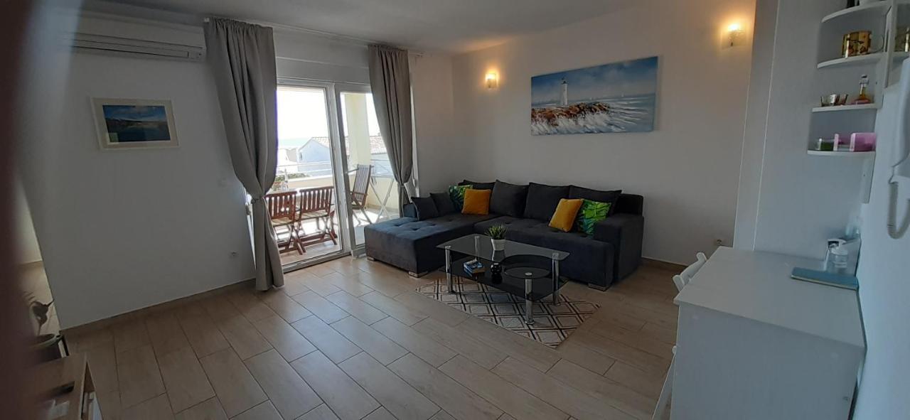 Apart Sa Terasom 250M Od Plaze,Parking,Wi Fi,Rostilj Traù Esterno foto