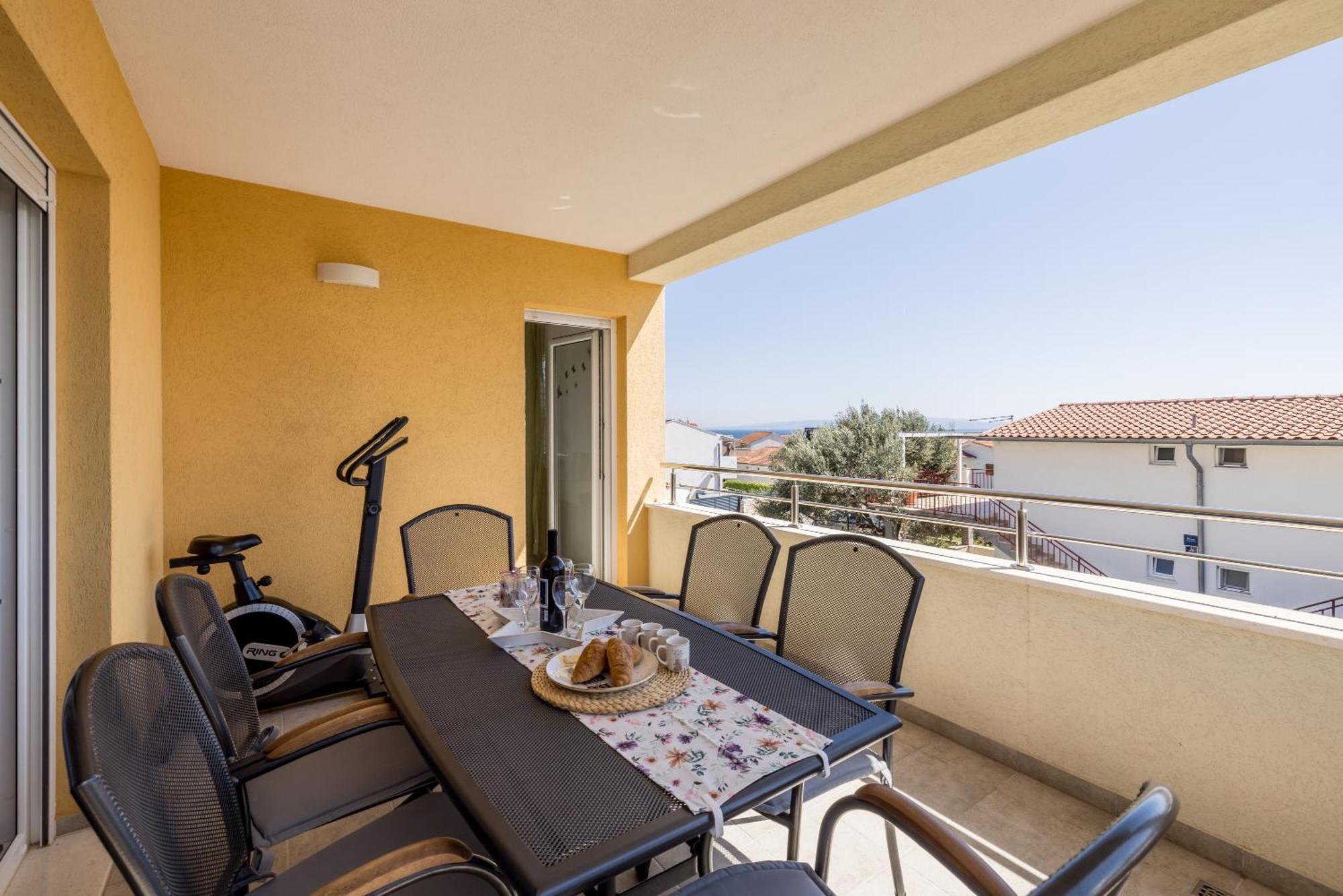Apart Sa Terasom 250M Od Plaze,Parking,Wi Fi,Rostilj Traù Esterno foto